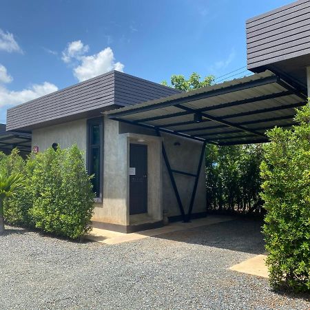 Hotel The Loft House Sakaeo Watthana Nakhon Zewnętrze zdjęcie
