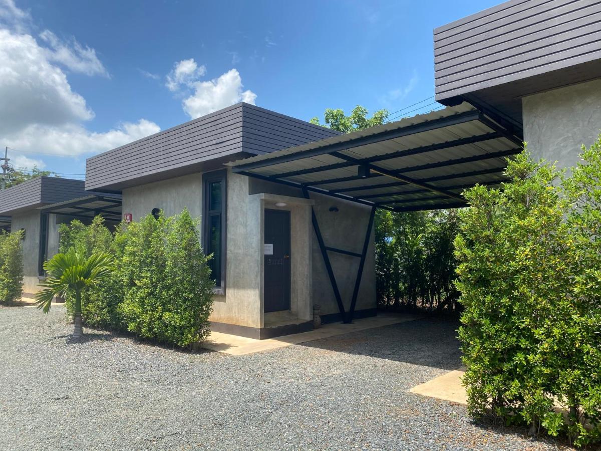 Hotel The Loft House Sakaeo Watthana Nakhon Zewnętrze zdjęcie
