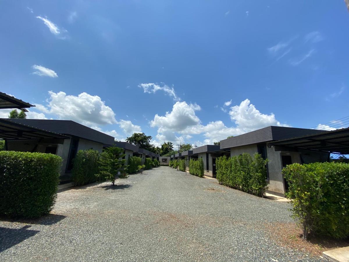 Hotel The Loft House Sakaeo Watthana Nakhon Zewnętrze zdjęcie