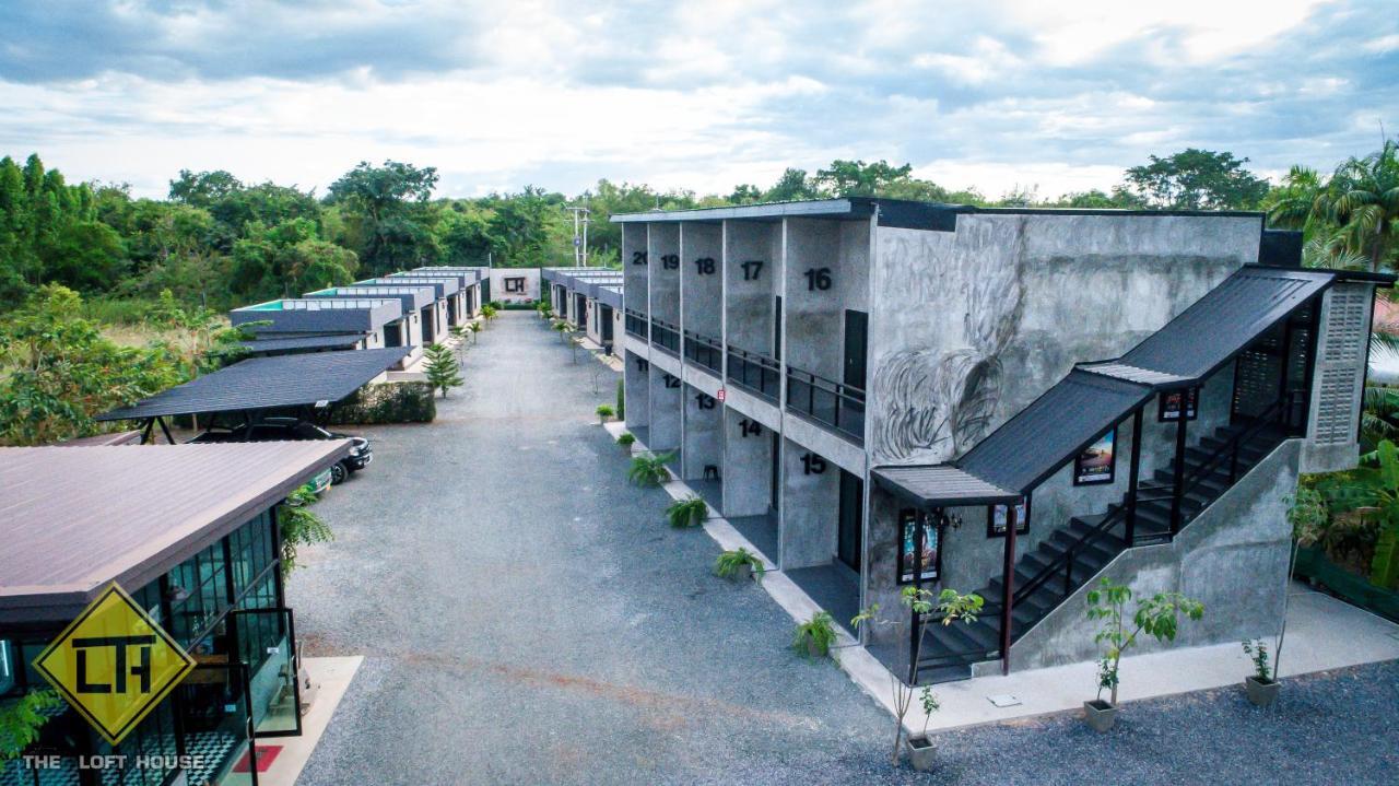 Hotel The Loft House Sakaeo Watthana Nakhon Zewnętrze zdjęcie