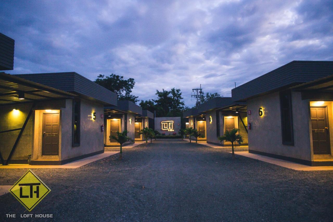 Hotel The Loft House Sakaeo Watthana Nakhon Zewnętrze zdjęcie